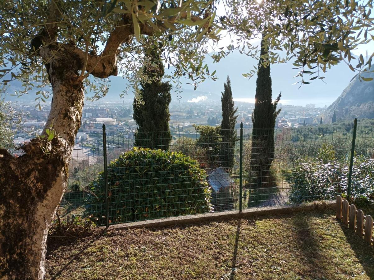 ריבה דל גארדה Lake View Studio Flat מראה חיצוני תמונה